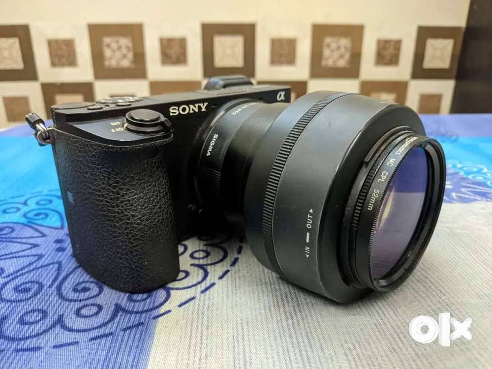 Sony Mirrorless camera Alpha 6500 (a6500/α6500) with Sigma 30mm f/1.4