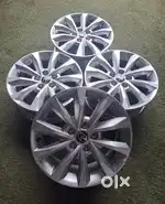 Innova Hycross 17 inch Alloy wheels (OEM)