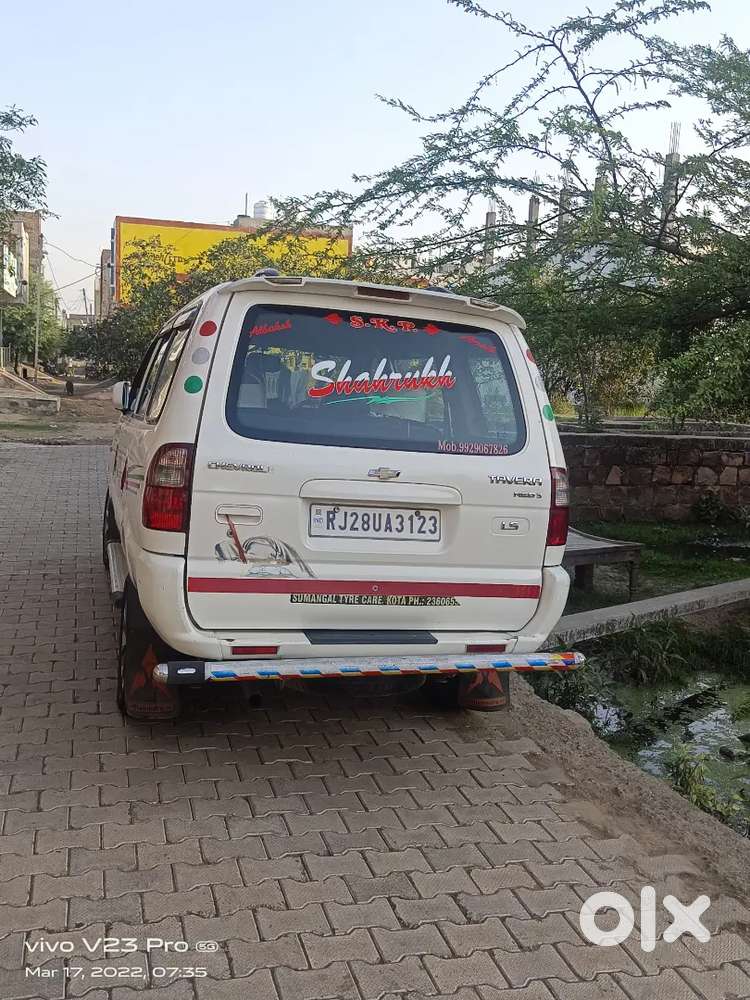Chevrolet Tavera 2015 Diesel 100000 Km Driven