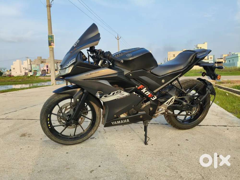 R15 v3 bike for sale