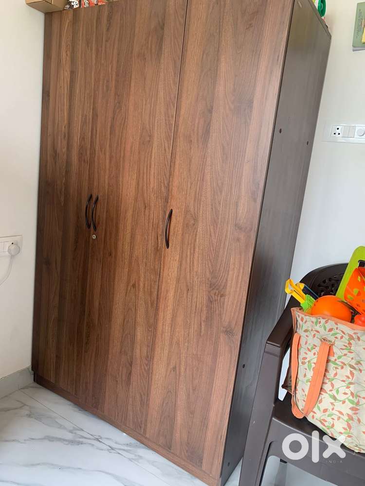 Wardrobe 3 door