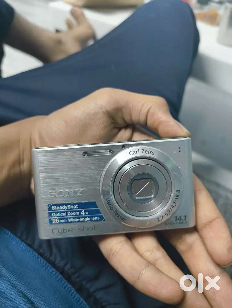 Sony Cyber-Shot DSC-W320