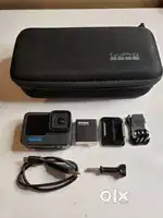 GoPro HERO11 Action Waterproof Camera 27MP w/ case - COMPLETE