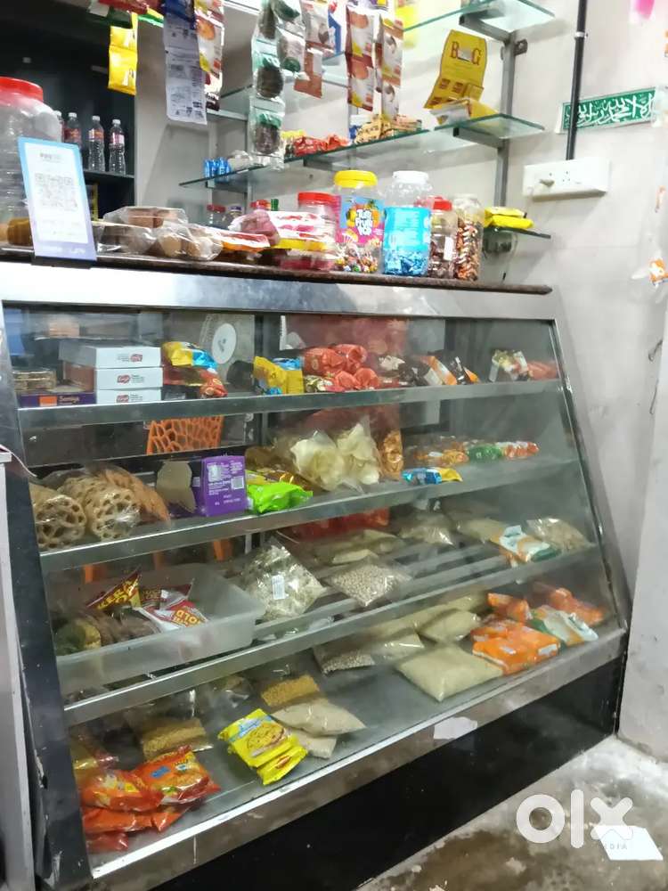 Shope shelf