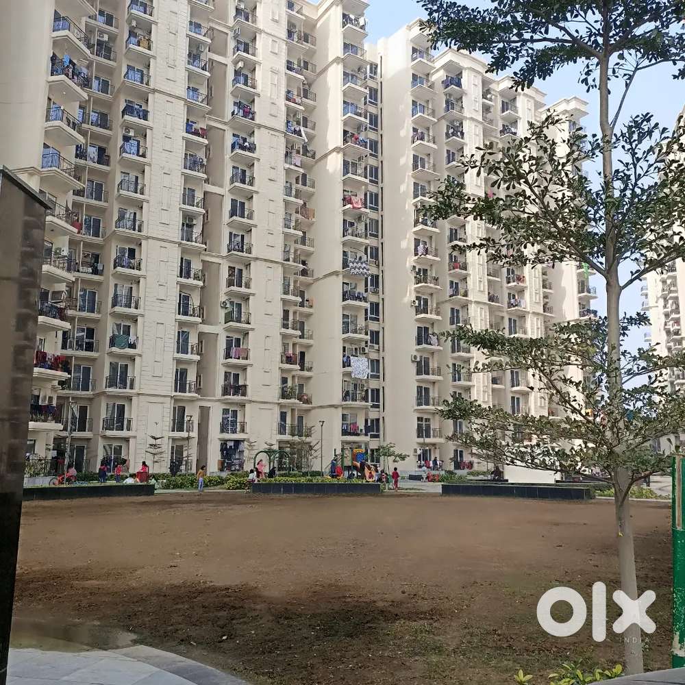2Bhk unfurnished Society Flat Available For Rent Near Hero Honda Chowk