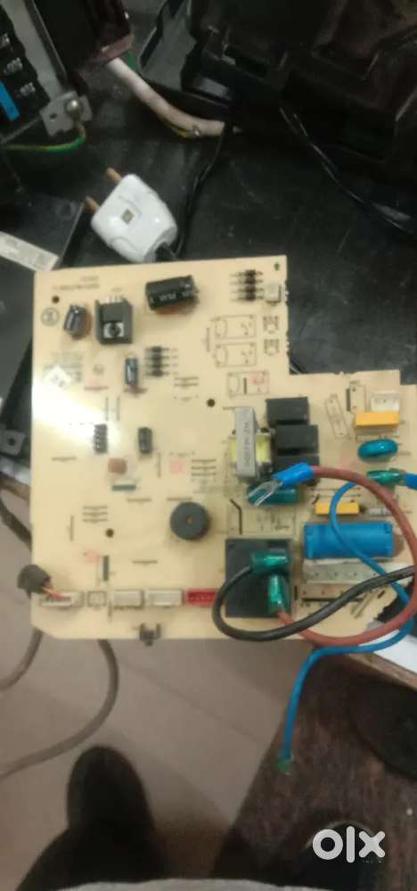 Electric mistri helper chahiye