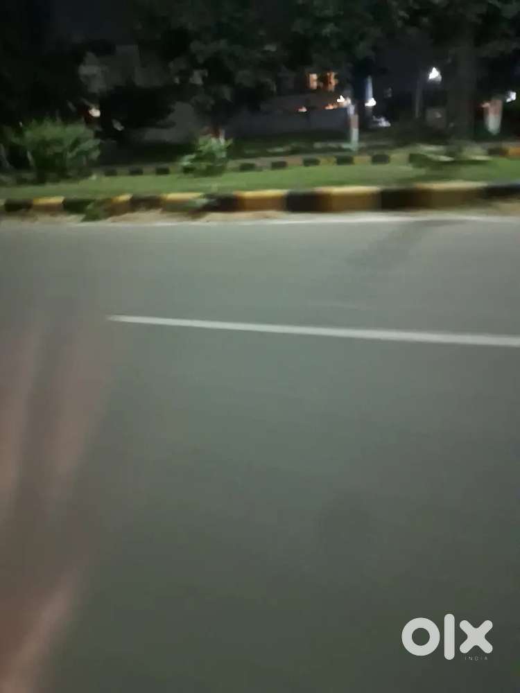 Plot for sale 4 malra in sec 16