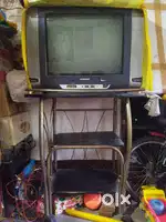 SAMSUNG TV IN WORKING CONDITION ₹6000+SEND FREE