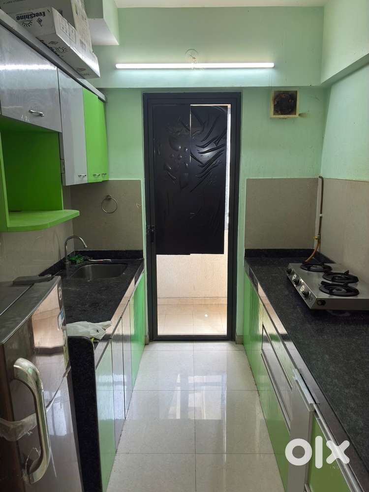 1 bhk rent semi furnished road view whitout balcony