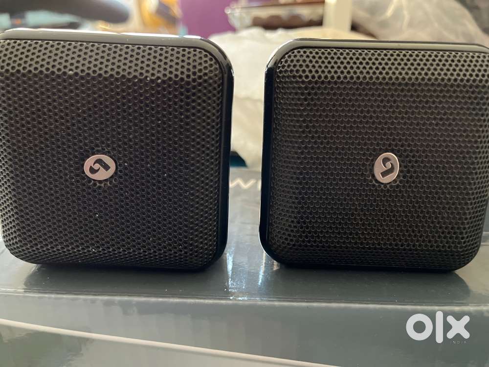 Boston Acoustics Speaker