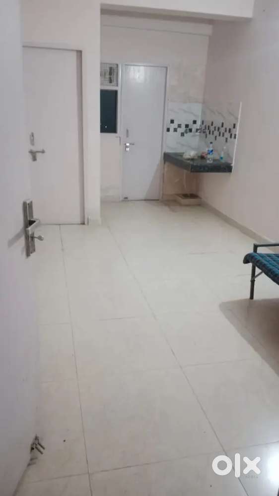 1 RK with good amenities