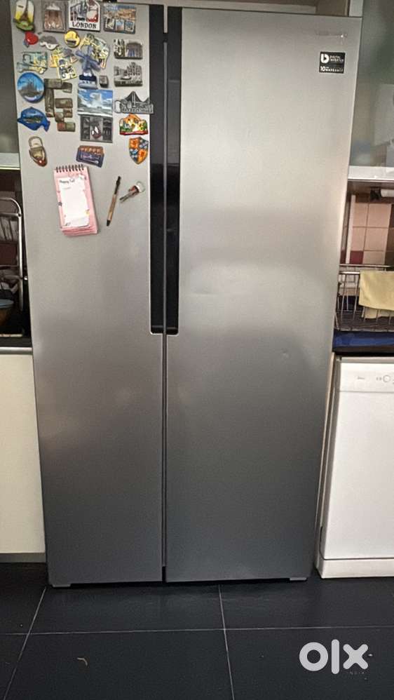Samsung 604 ltrs fridge RS55K5010S9