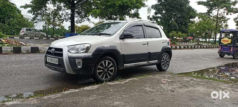 Toyota etios cross