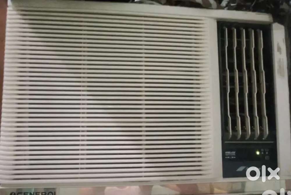 Ac 1.50 ton General window ac bikul  mst  condition hai 4 years
