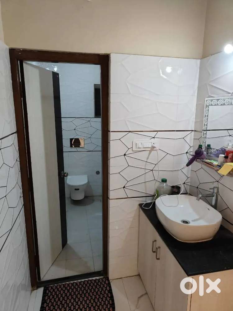 Independents duplex house