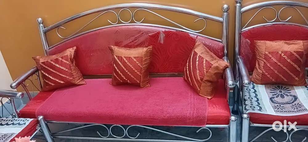 Selling 5 Seater steel Sofa set 3+1+1  Good Condition & well maintain