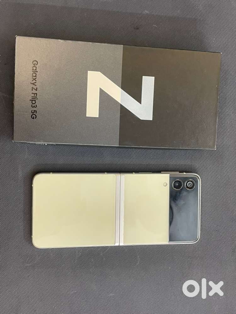 Samsung Z Flip 3 (8/128) With Box And Cable