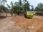 അയത്തിൽ ജംഗ്ഷനിൽ അല്പം മാറി