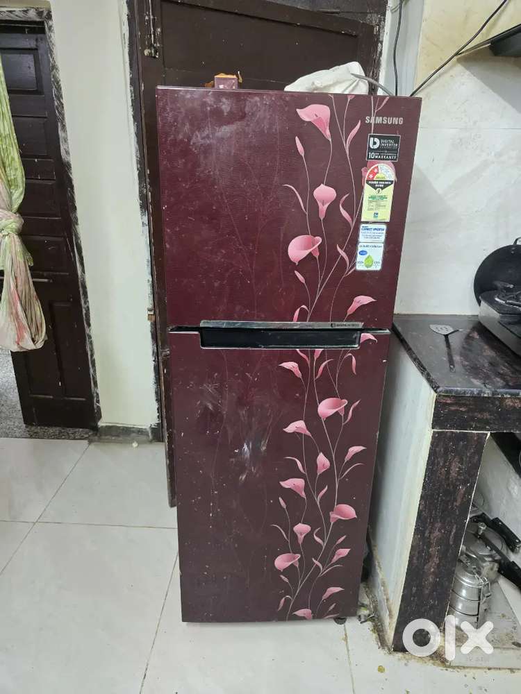 Good condition samsung 253 ltr