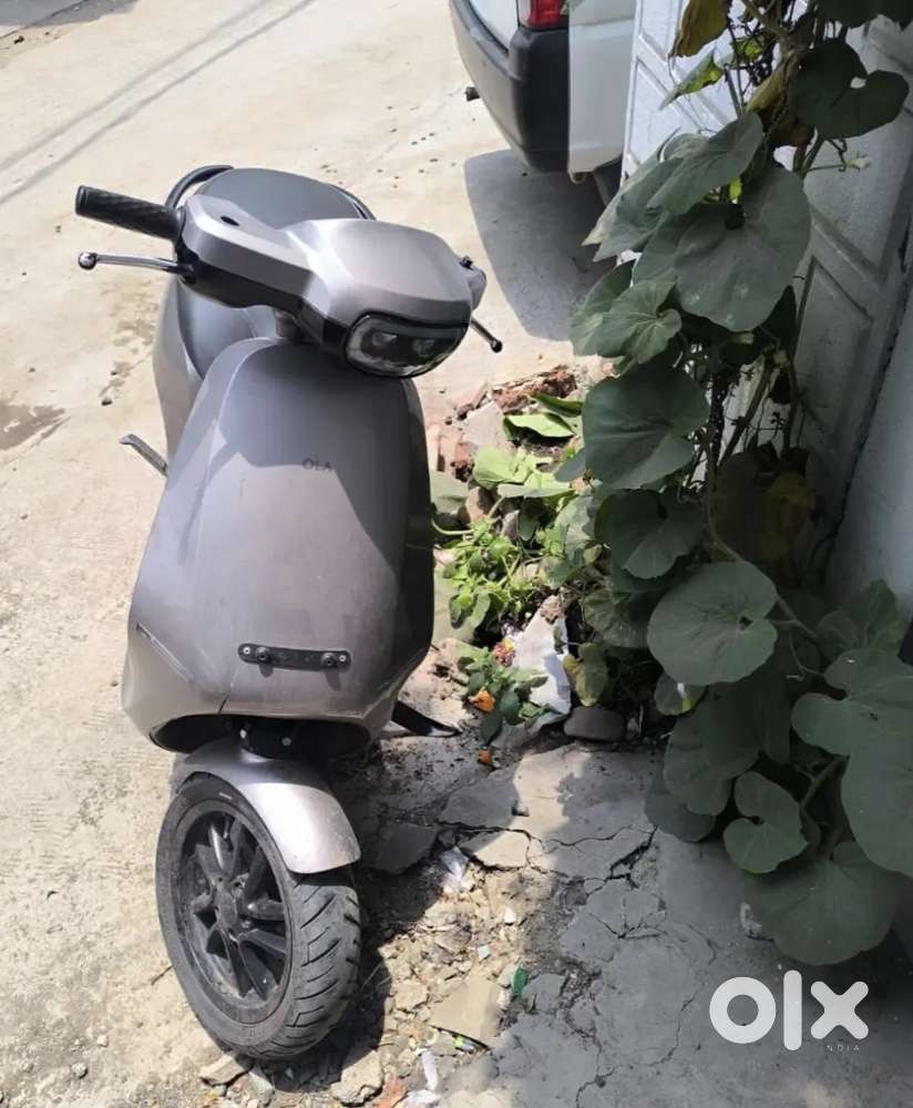 Ola S1 Pro scooter 140 किलोमीटर चलती है सिंगल चार्ज पर