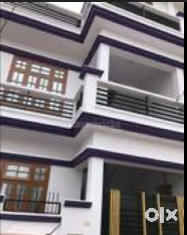 Ladies pg in kaloor attached bathroom 3500/- allfeslitysare available