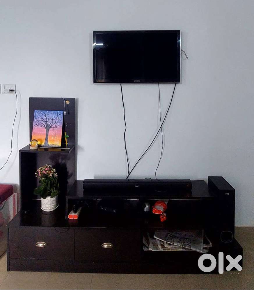 TV Unit with 2 big drawers and 4 shelves