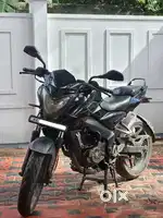 PULSAR NS 200 (2014)
