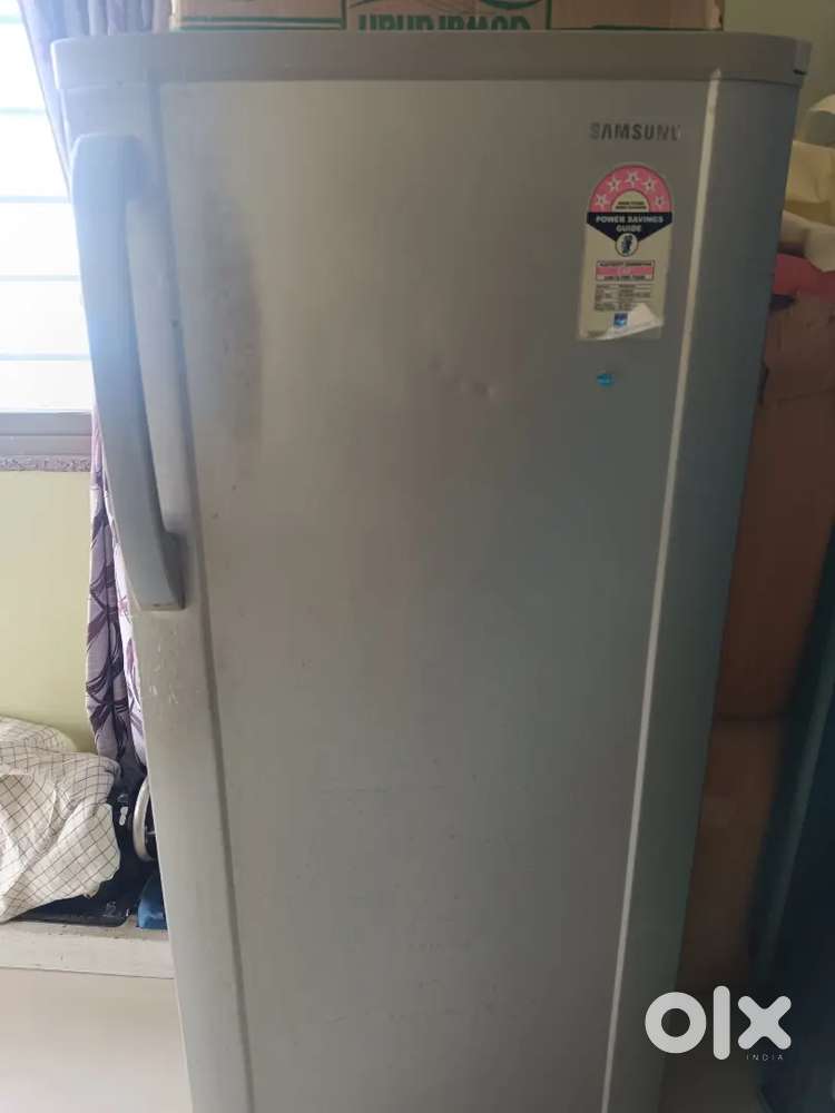 Samsung good and working condition fridge