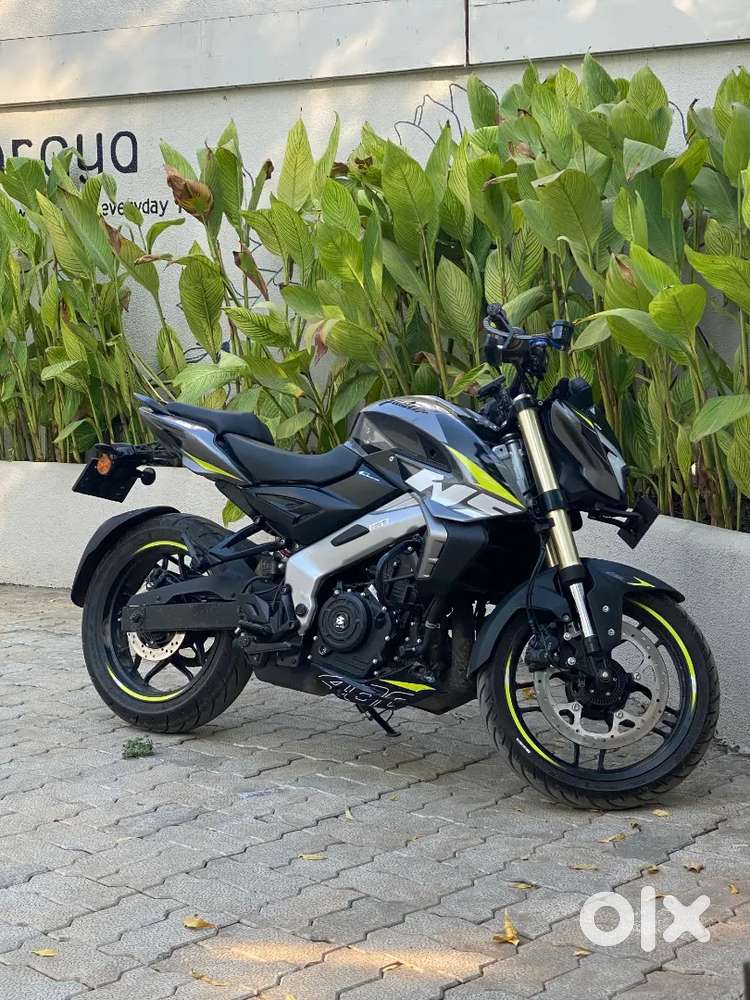 Company Condition bike, reliable bajaj biggest pulsar,full of features