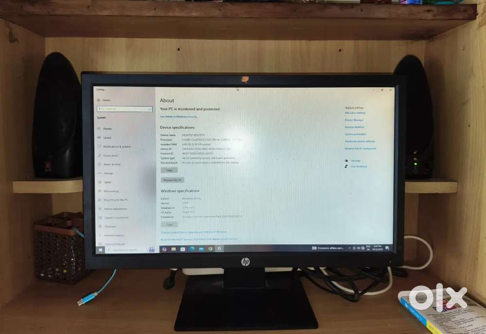 Desktop computer full set with computer table