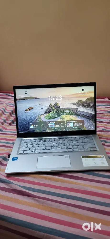 Asus Corei3 2year Laptop ,8GB Ram,512 Rom