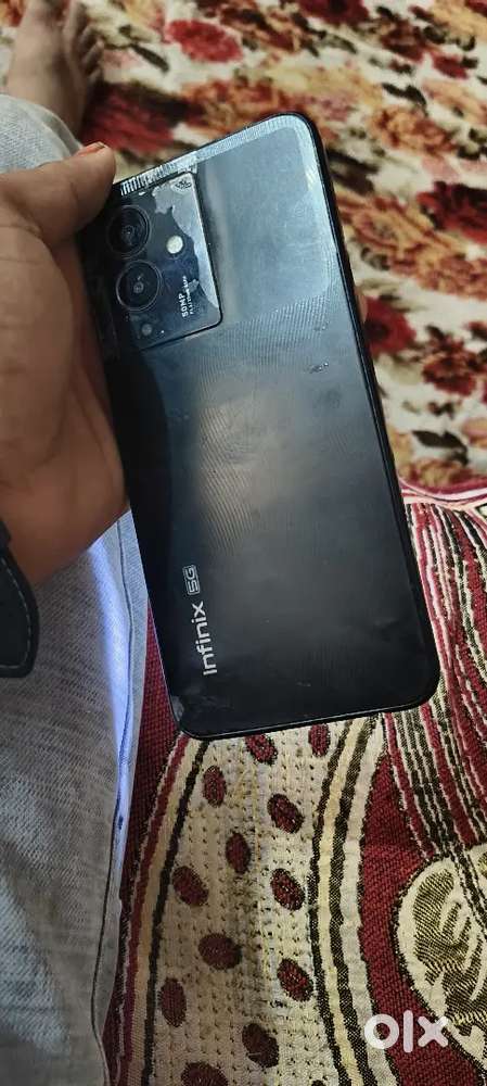 Infinix 12