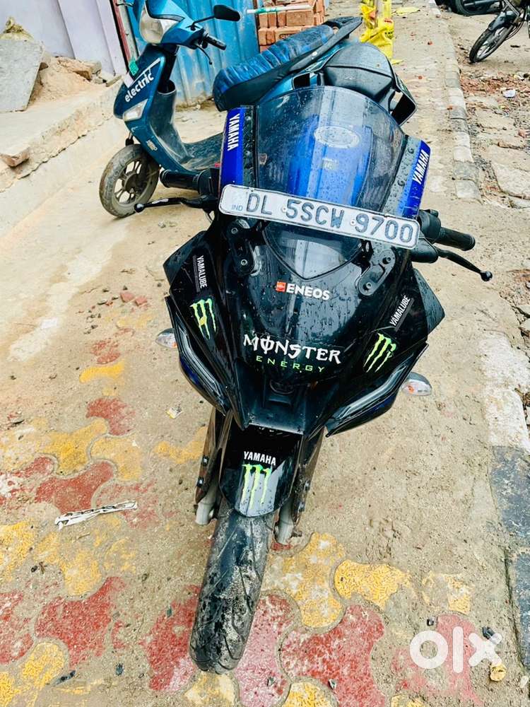 R15M monster etition bs6…