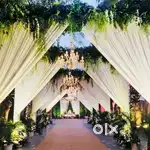 Wedding female table hostess