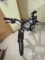 Hybrid bike, moving out sale