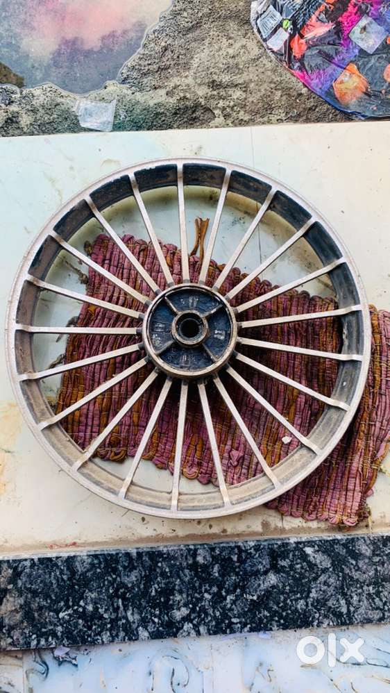 Alloy wheel