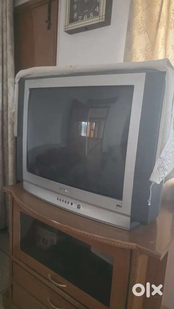 29 inch CRT tv