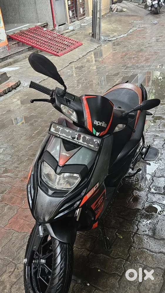 Aprilia SR 150