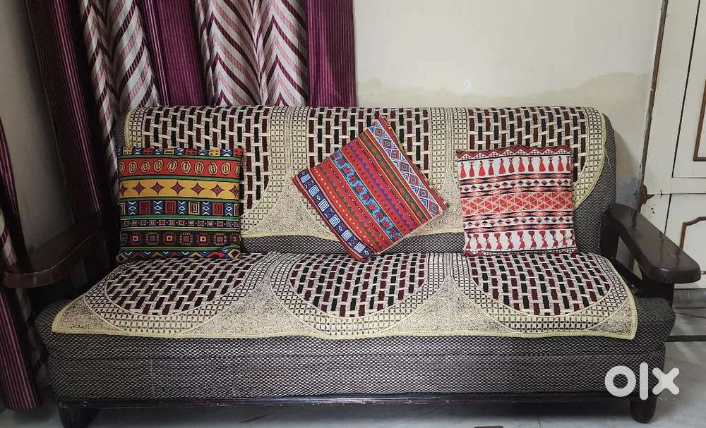 Sofa set 5 Seater