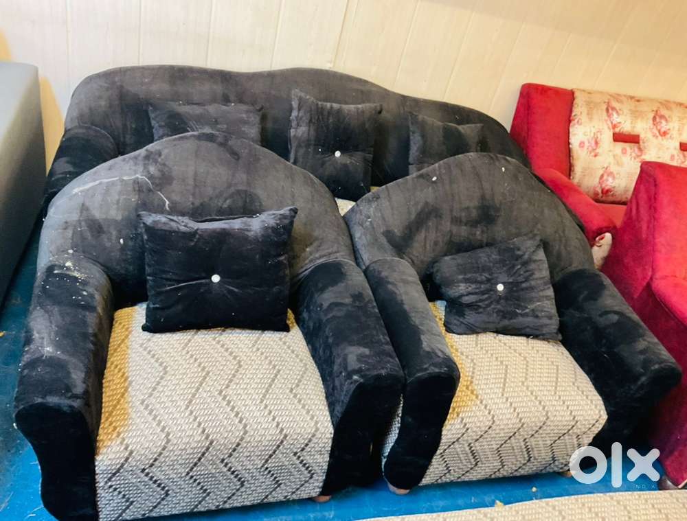 Sofa set at minimum rate