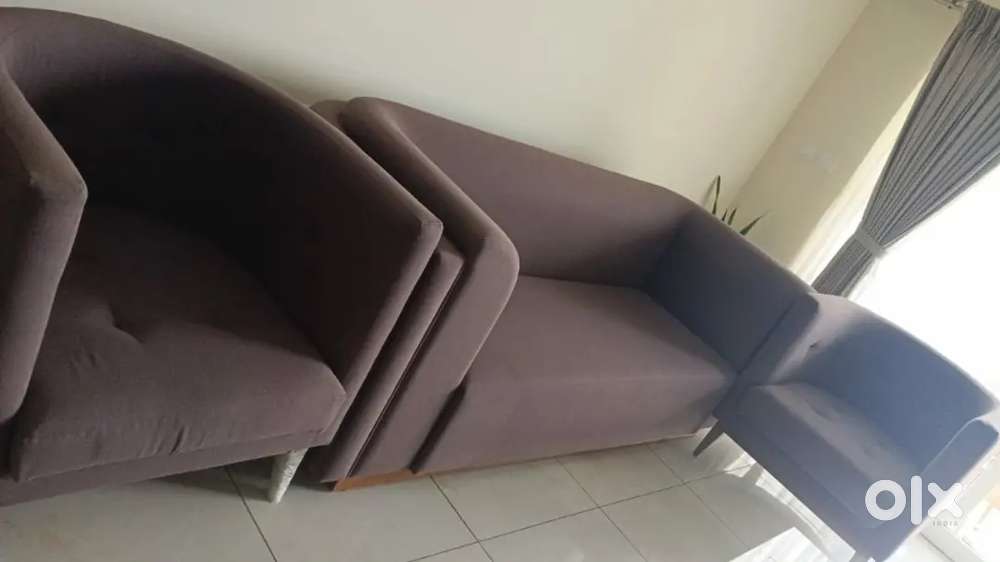 5 seater urban ladder sofa