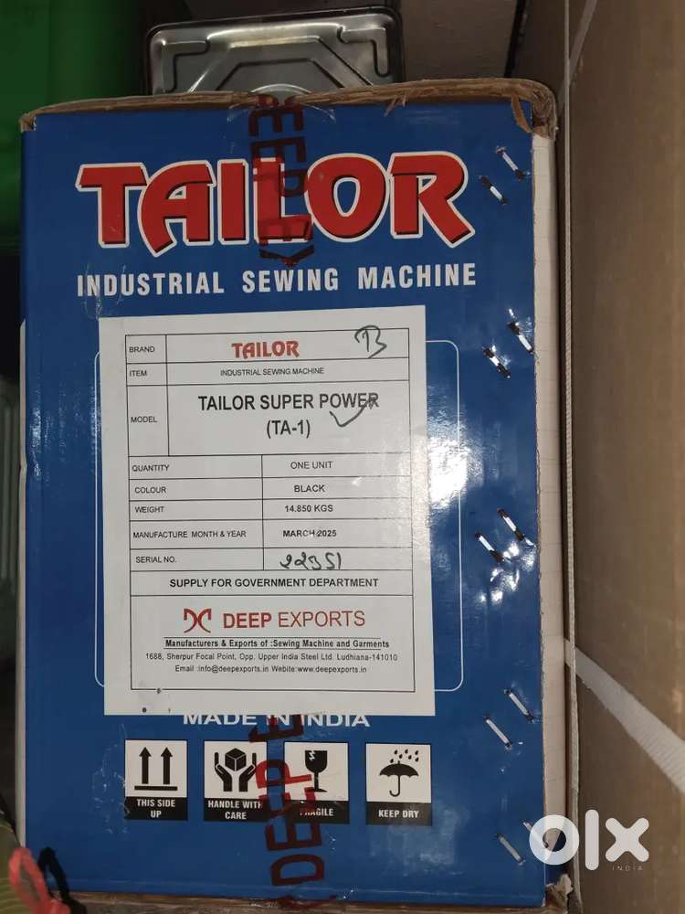 Industrial tailor sewing machine