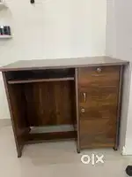 Computer chair and Table