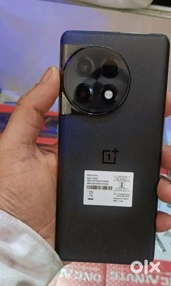 Oneplus 11r 5g 16+12gbram 256gb memory good condition