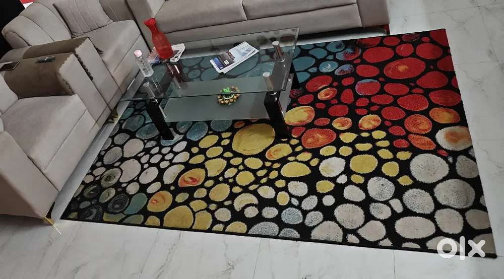 Heavy Carpet, Size 5.25 feet by 7.5 feet