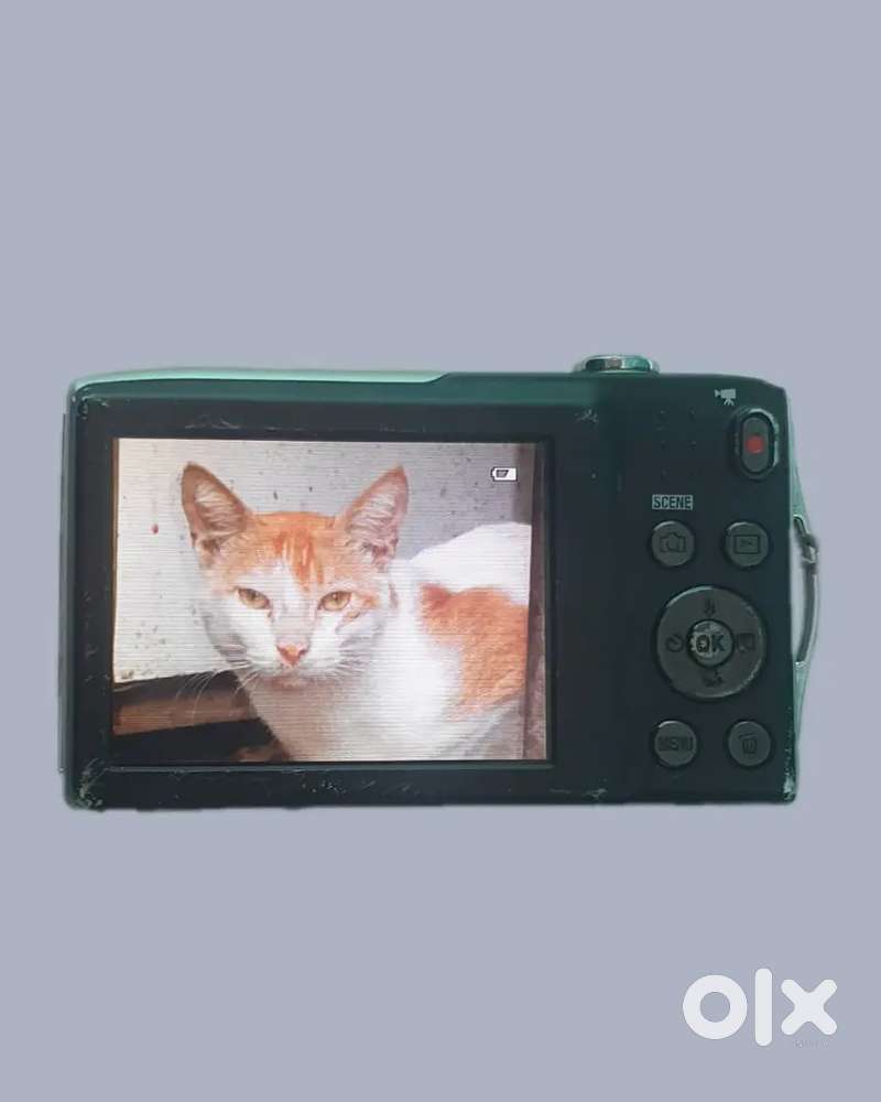 Nikon COOLPIX S3300  16.1MP  6× Wide Optical Zoom  A++ Condition