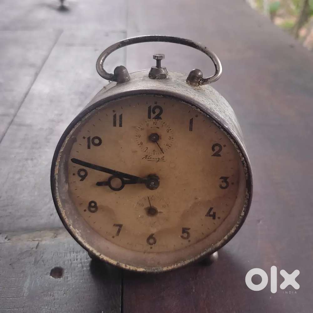 Antique 70 Years Old Kinzle Timepiece, Made in USA