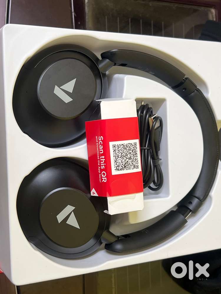 Brand new Boat rockerz headphones 650 pro