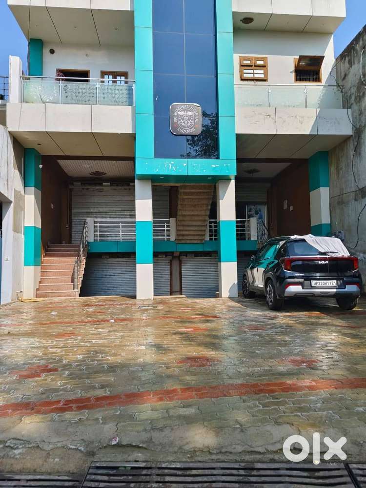 2400 sqft Basement for Rent - Arif Plaza Behta Kursi Road Lucknow