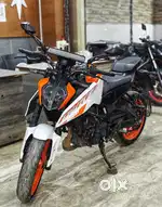 KTM DUKE 250 2023 FOR SALE ( EMI FACILITIES AVAILABLE )